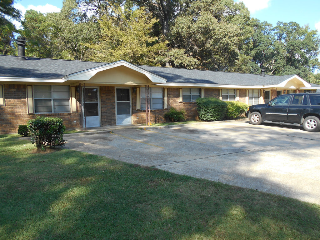 Home Bastrop Apartment Leasing